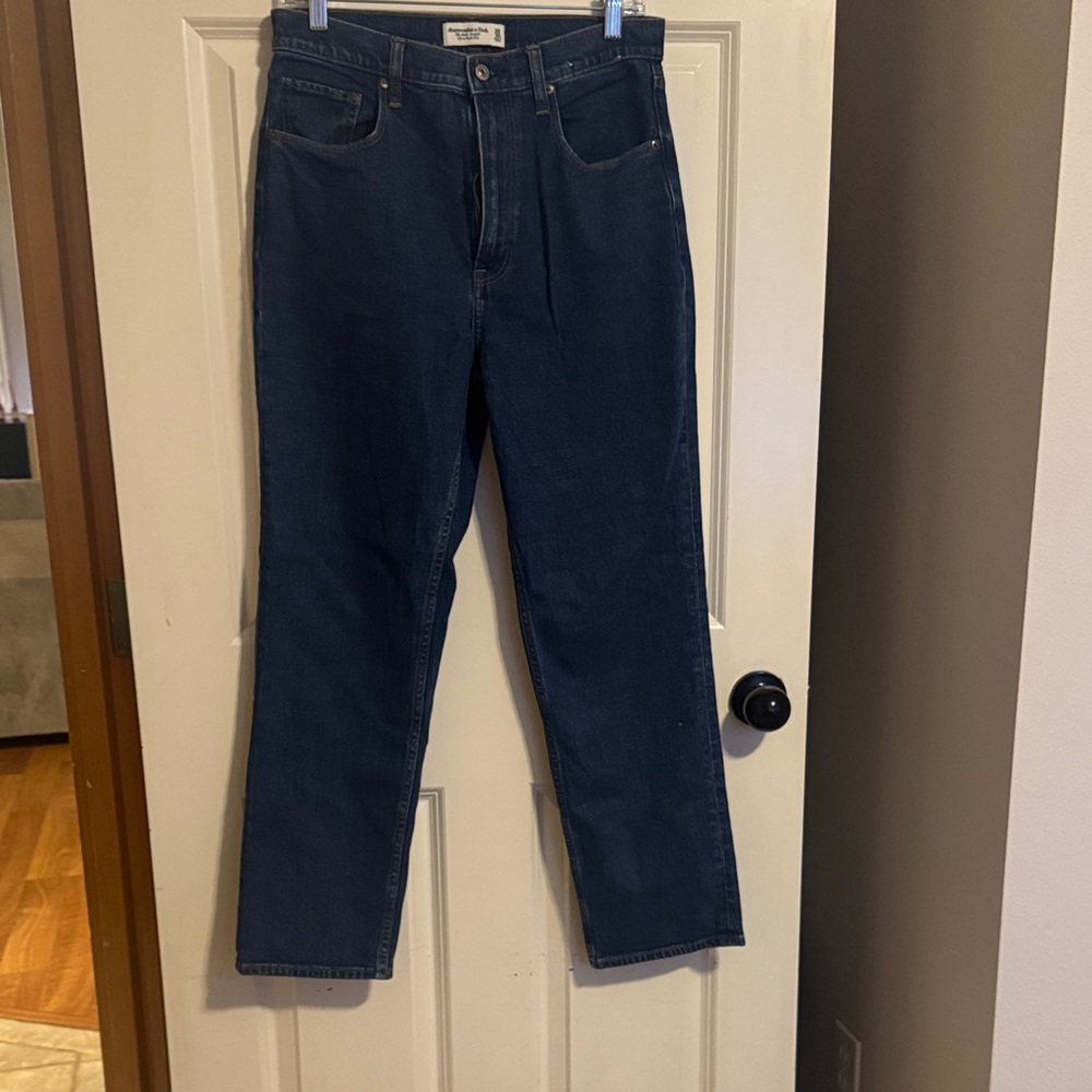 Abercrombie & Fitch Women's Dark Blue Straight Leg Jeans